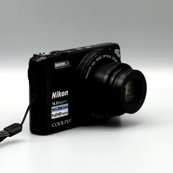 Nikon Coolpix S7000 Digital Camera | 16MP | Black - Picture 3 of 5
